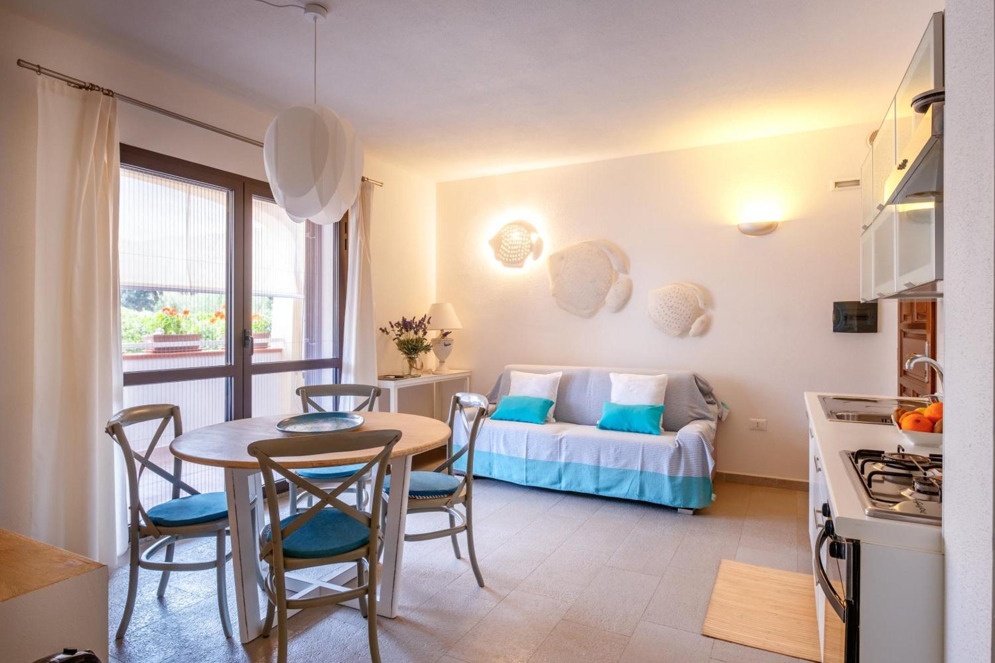 Orosei Home Holidays - I Fiori Ngoại thất bức ảnh