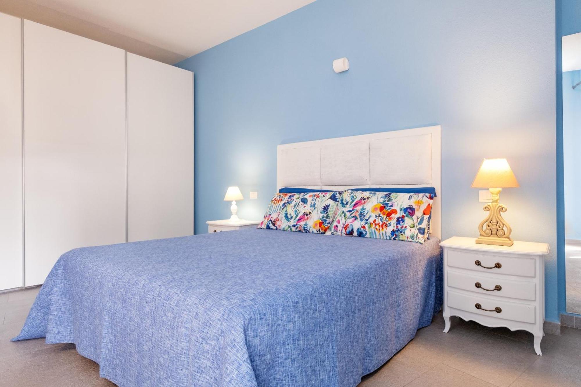 Orosei Home Holidays - I Fiori Ngoại thất bức ảnh