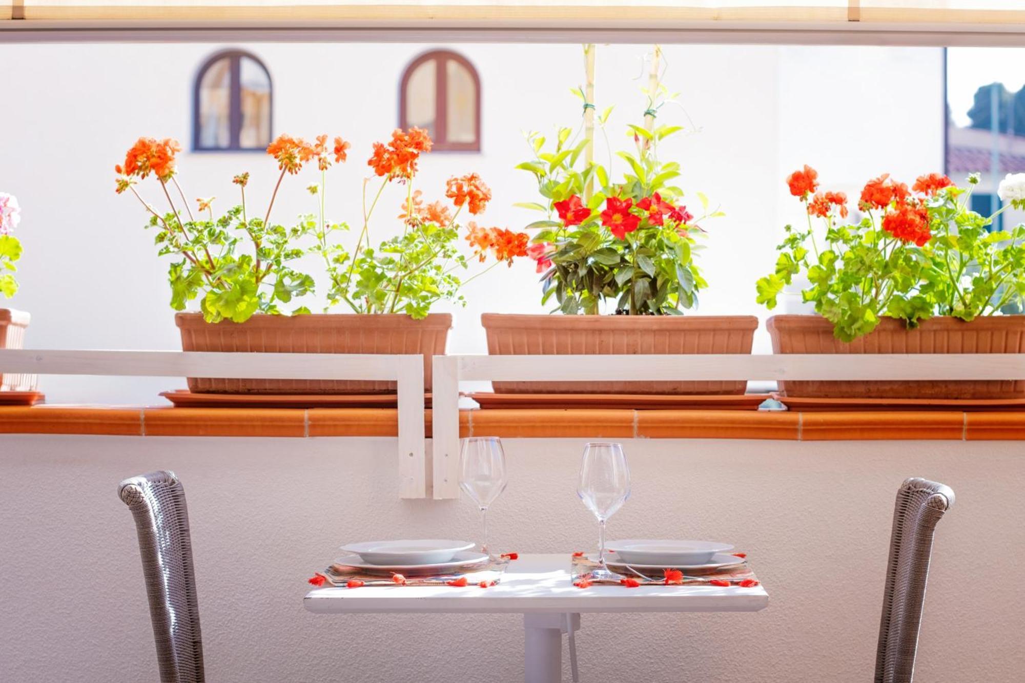 Orosei Home Holidays - I Fiori Ngoại thất bức ảnh